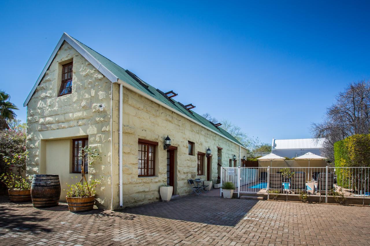 88 Baron Van Reede Guesthouse Oudtshoorn Ngoại thất bức ảnh