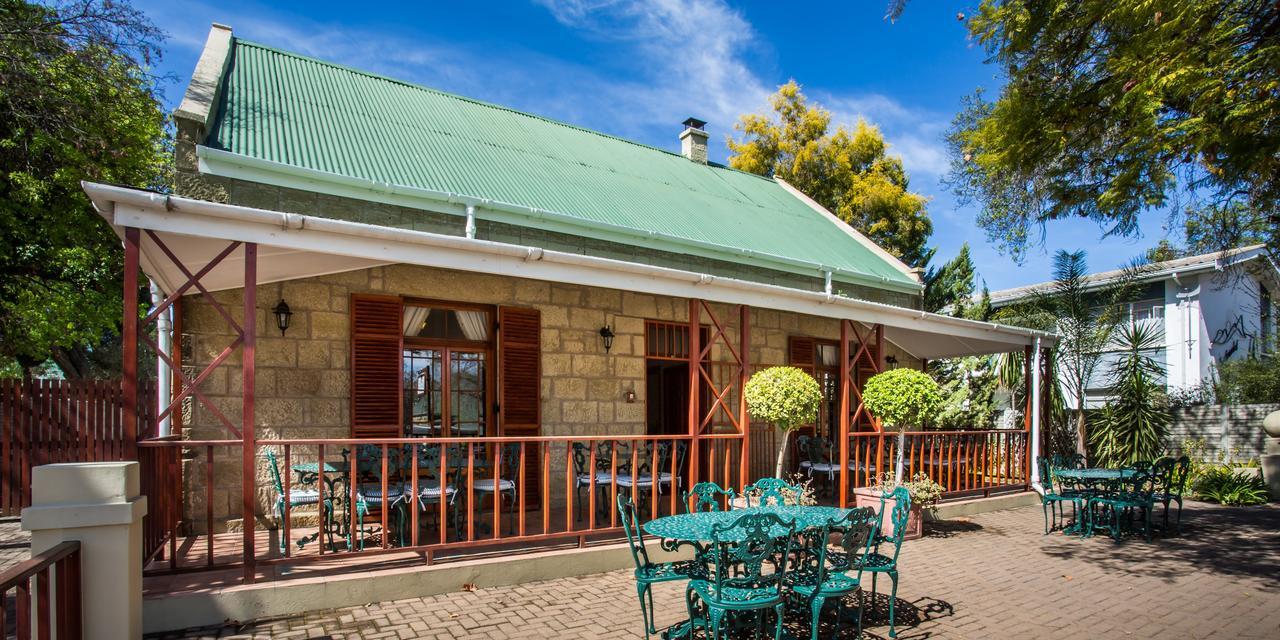 88 Baron Van Reede Guesthouse Oudtshoorn Ngoại thất bức ảnh