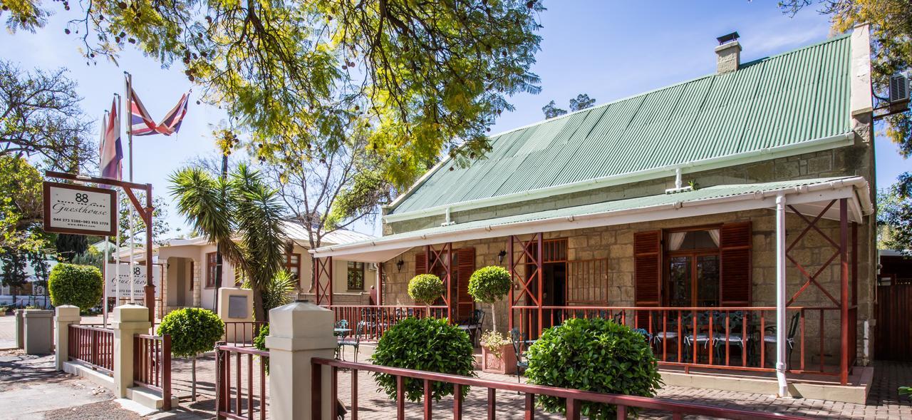 88 Baron Van Reede Guesthouse Oudtshoorn Ngoại thất bức ảnh